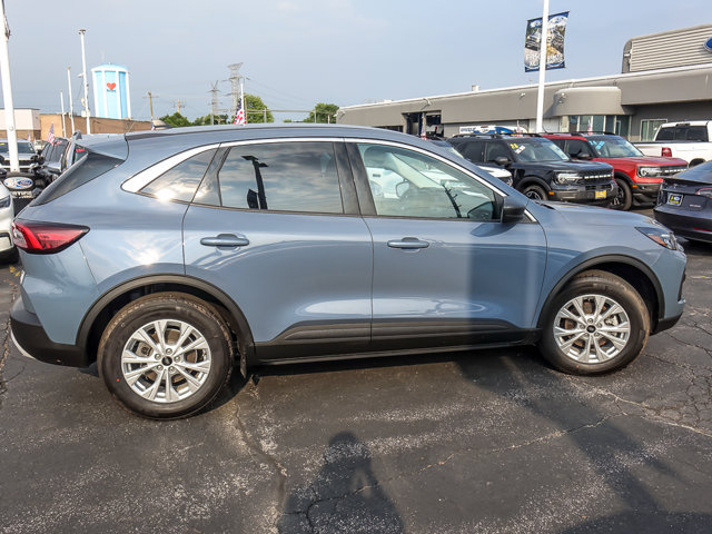 Certified 2024 Ford Escape Active FWD image 9