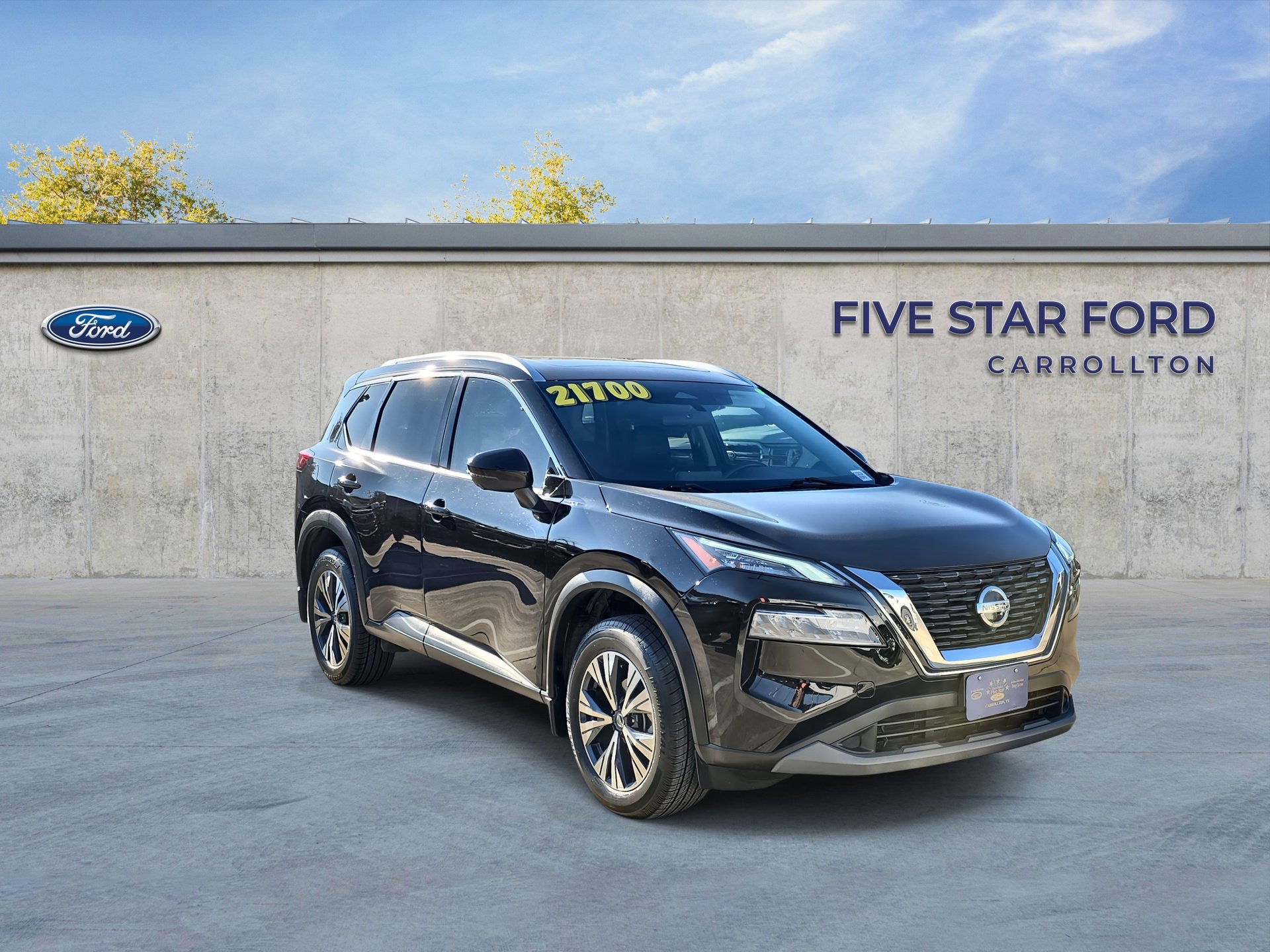 Used 2021 Nissan Rogue SV w/ Premium Package image 7