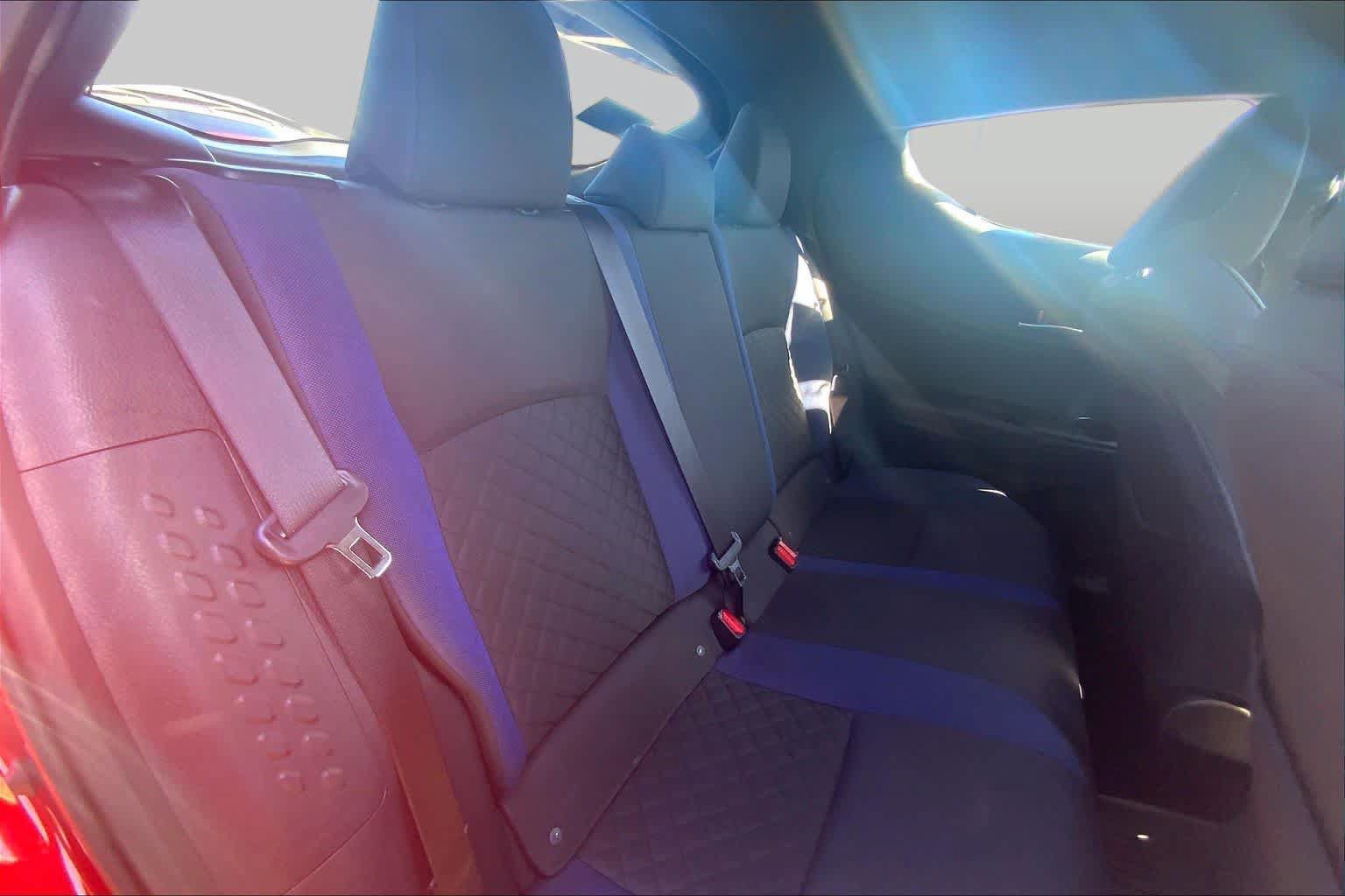 Used 2022 Toyota C-HR XLE FWD image 19