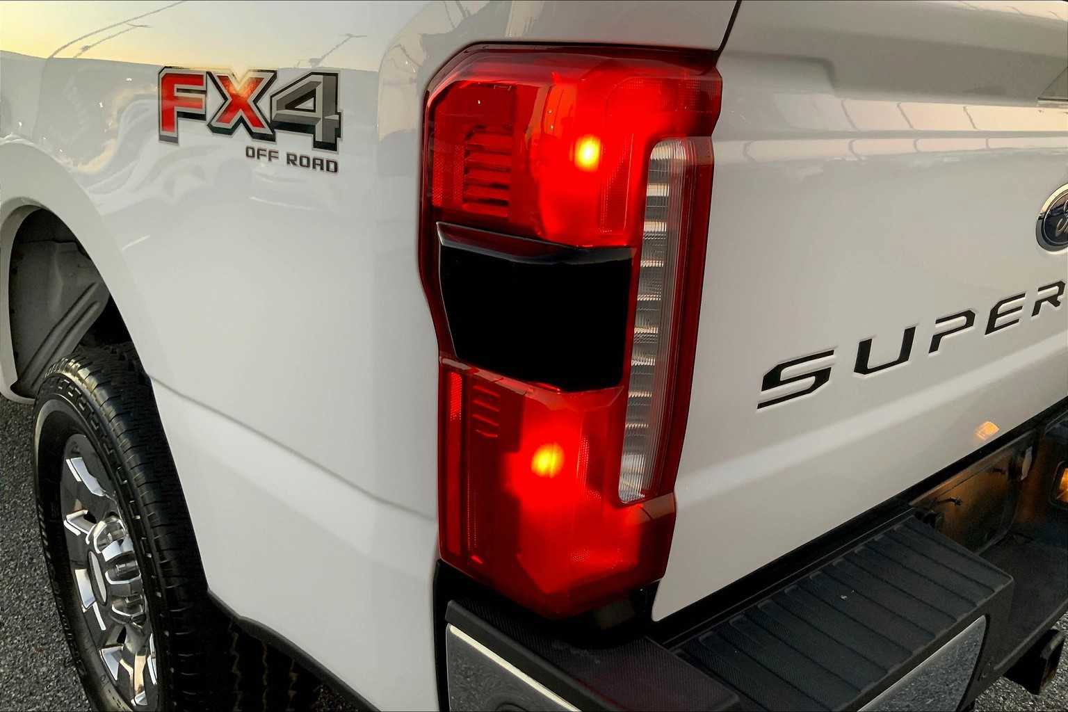 Certified 2024 Ford F250 Lariat w/ Lariat Ultimate Package image 26