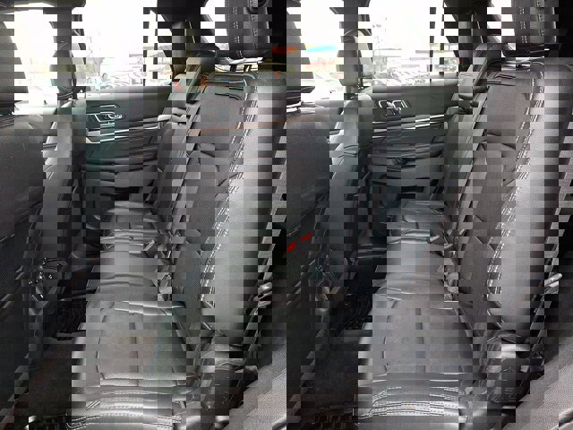 Certified 2017 Ford Explorer Limited image 11