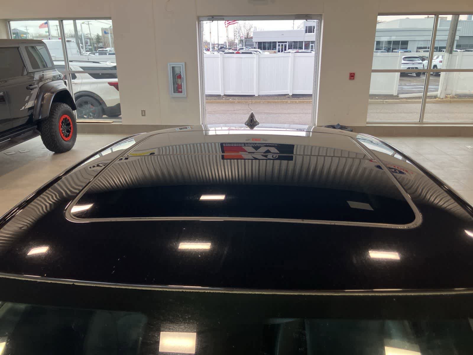 Used 2019 Chevrolet Malibu Premier FWD image 10