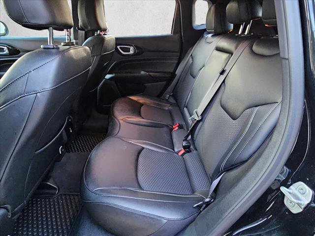Used 2024 Jeep Compass Latitude w/ Convenience Group AWD/4WD image 16