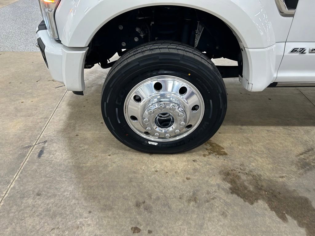 Certified 2022 Ford F450 Platinum w/ FX4 Off-Road Package AWD/4WD image 38