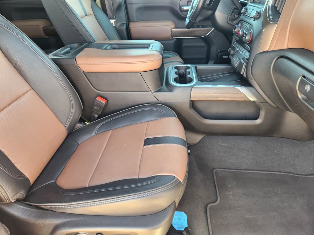 Used 2021 Chevrolet Silverado 2500 High Country image 13