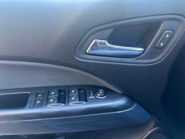 Used 2018 Chevrolet Colorado Z71 AWD/4WD image 11