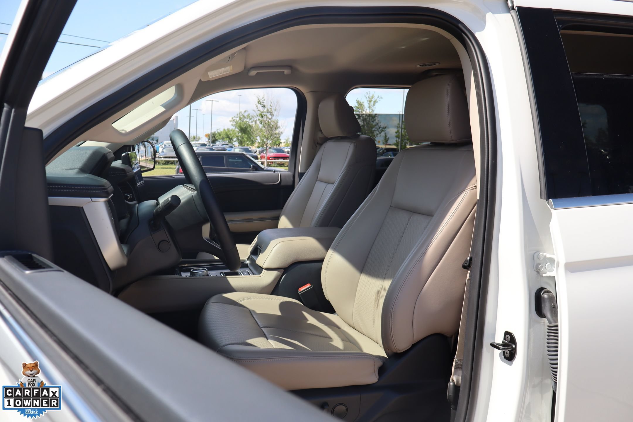Certified 2024 Ford Expedition XLT RWD image 11