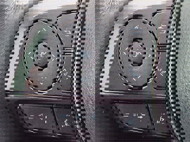 Used 2022 Toyota Camry XSE image 21