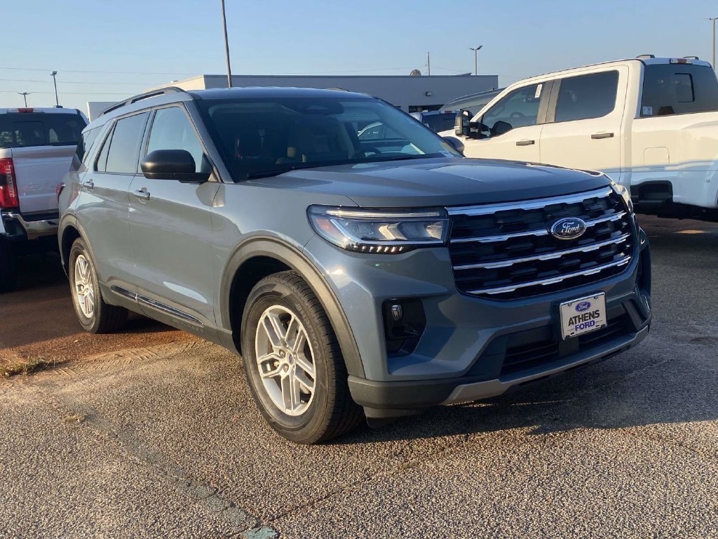 Certified 2025 Ford Explorer Active w/ Active Comfort Package