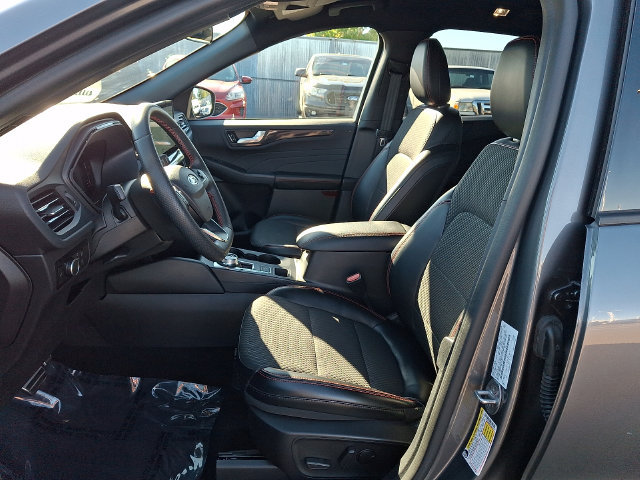 Certified 2023 Ford Escape ST-Line w/ Tech Pack #1 FWD image 13