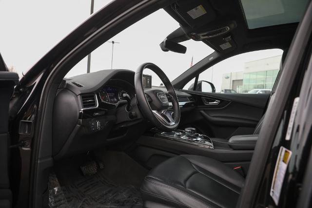Used 2017 Audi Q7 3.0T Premium image 23