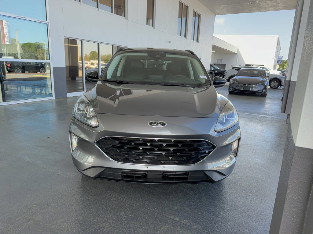 Certified 2022 Ford Escape SEL w/ SEL Stealth AWD Package image 3