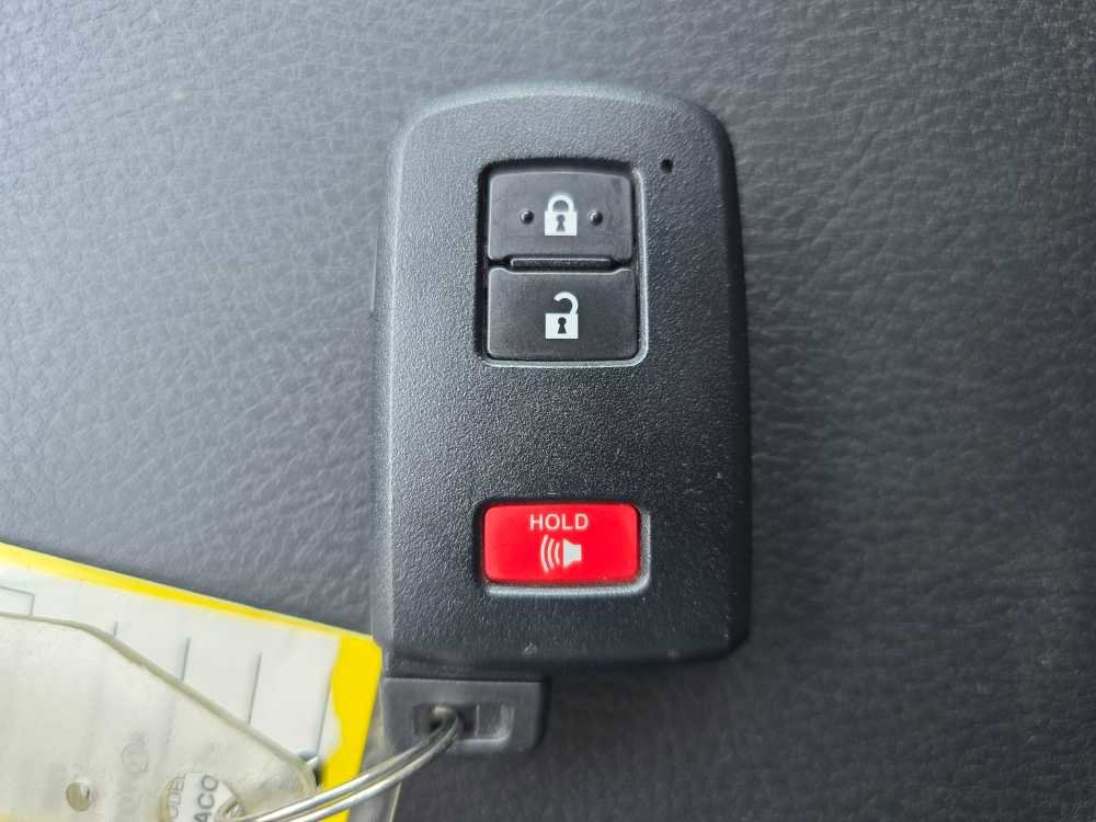Used 2023 Toyota Tacoma TRD Off-Road AWD/4WD image 22
