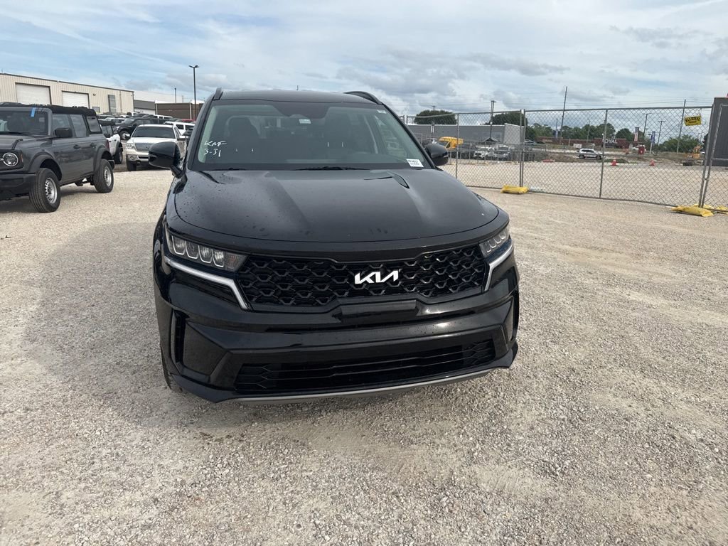Used 2022 Kia Sorento S FWD image 3