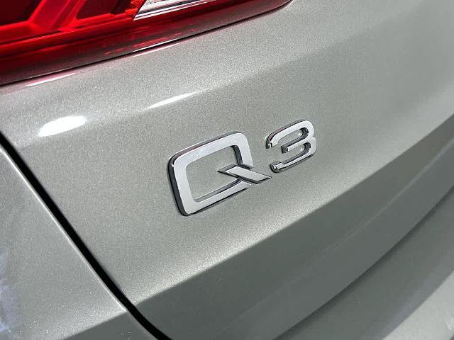 Used 2025 Audi Q3 2.0T Premium AWD/4WD image 7