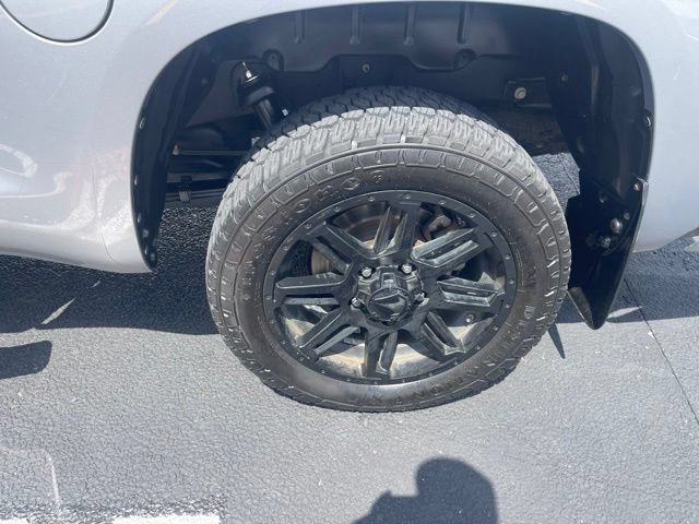 Used 2020 Toyota Tundra SR5 w/ SR5 Upgrade Package RWD image 3