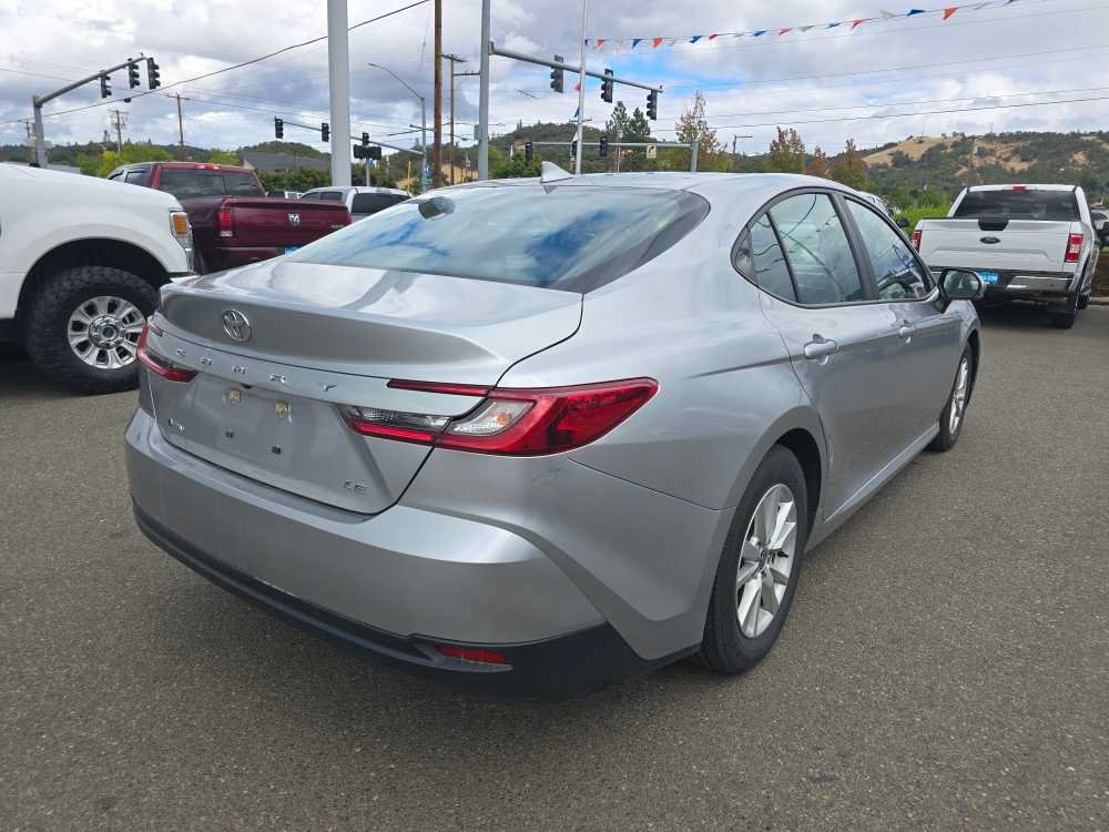 Used 2025 Toyota Camry LE FWD image 3