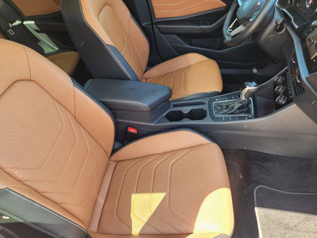 Used 2024 Volkswagen Jetta SEL FWD image 13