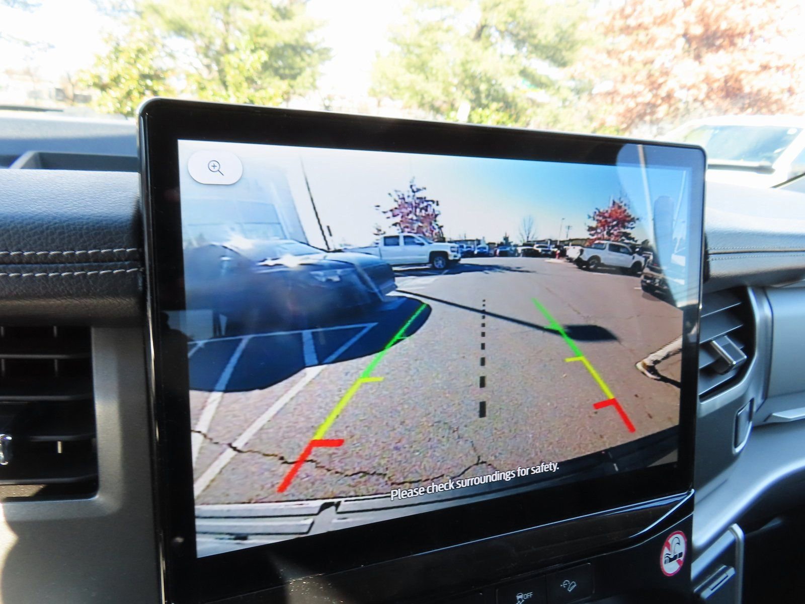 Certified 2024 Ford Expedition Max XLT image 24