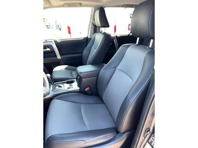 Used 2020 Toyota 4Runner SR5 Premium w/ Moonroof Package image 14