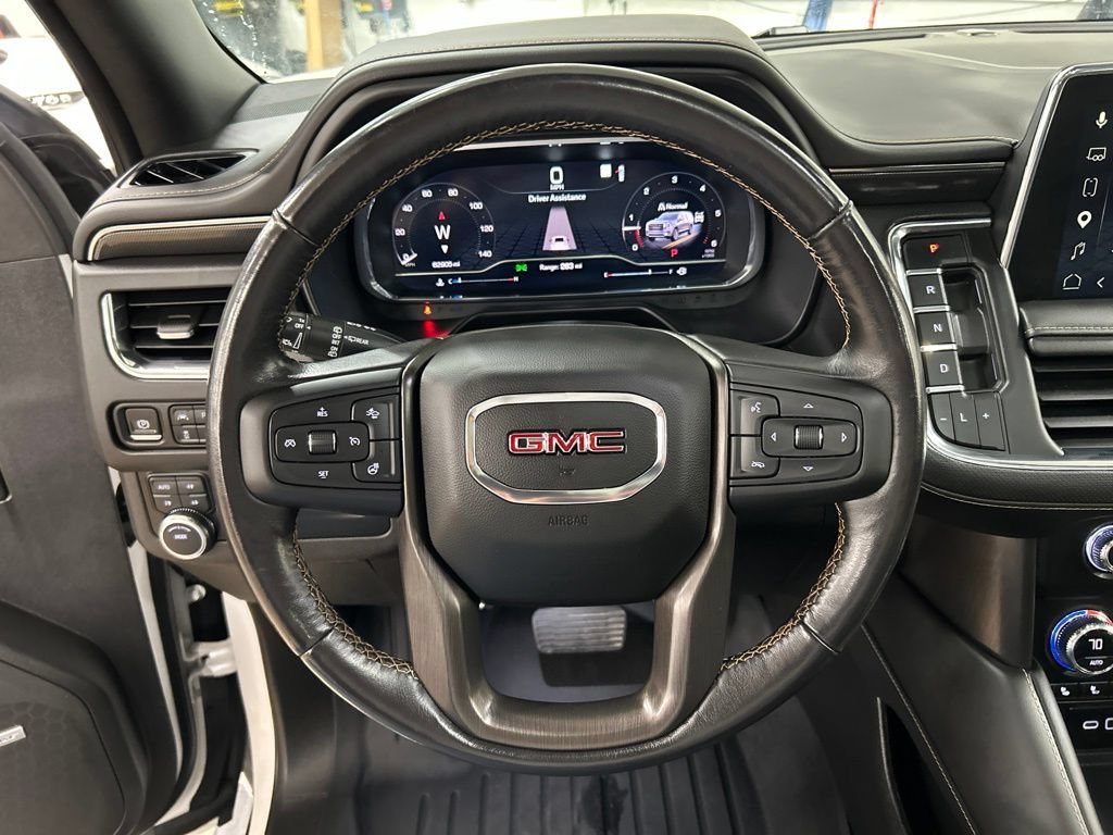 Used 2023 GMC Yukon XL AT4 w/ AT4 Premium Package AWD/4WD image 17