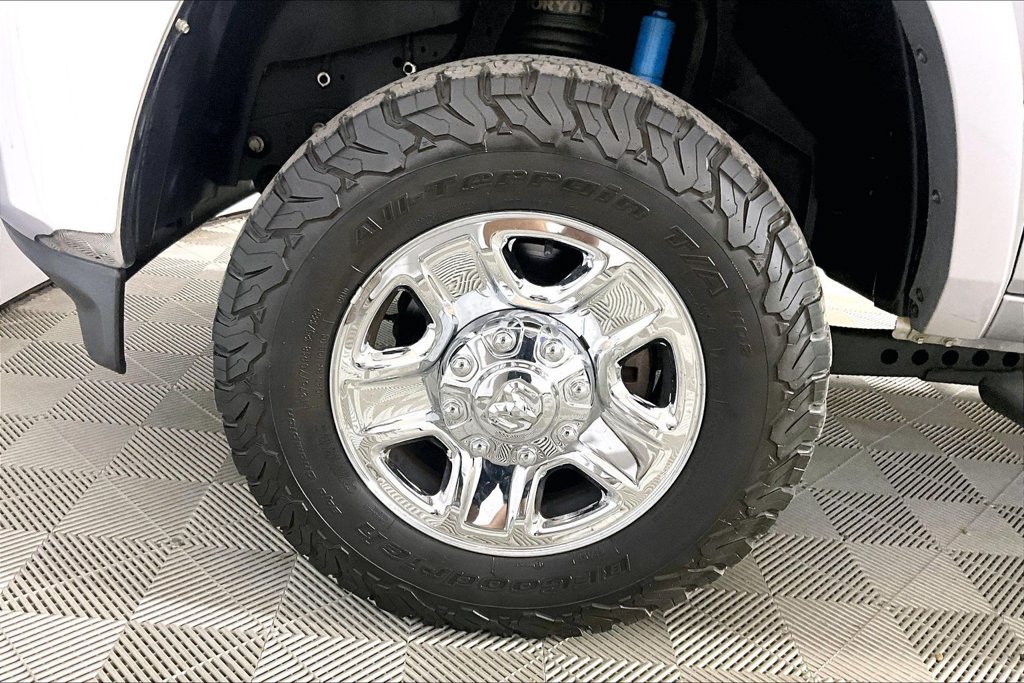 Used 2022 RAM 2500 Tradesman w/ Chrome Appearance Group AWD/4WD image 7