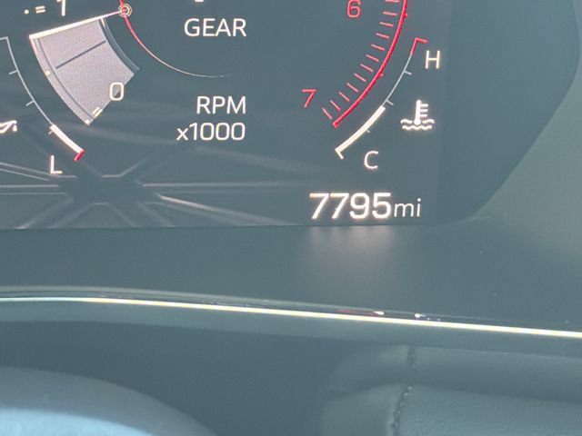 Used 2025 GMC Canyon Elevation RWD image 12