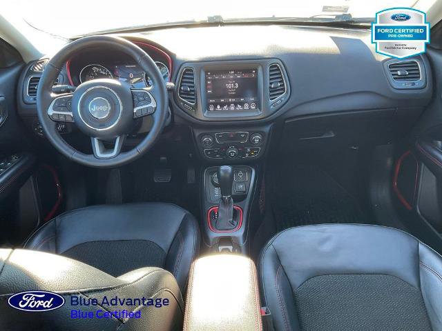 Used 2018 Jeep Compass Trailhawk w/ Cold Weather Group image 11