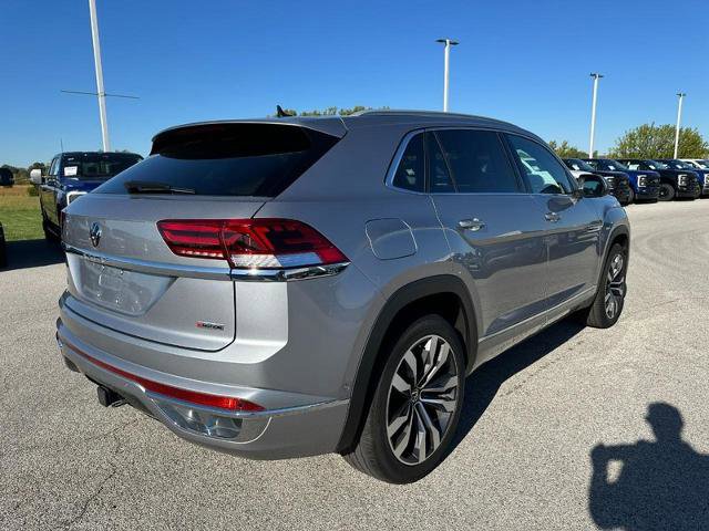Used 2022 Volkswagen Atlas Cross Sport SEL Premium R-Line AWD/4WD image 7