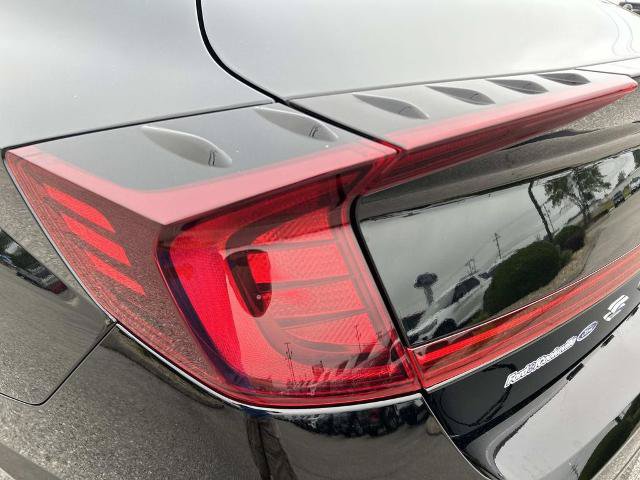 Used 2023 Hyundai Sonata SEL w/ Convenience Package FWD image 11