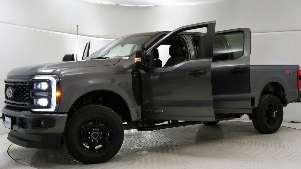 Certified 2024 Ford F250 XL w/ STX Appearance Package AWD/4WD image 15