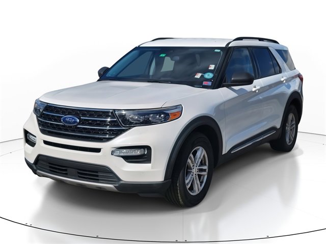 Certified 2020 Ford Explorer XLT w/ Equipment Group 202A image 2