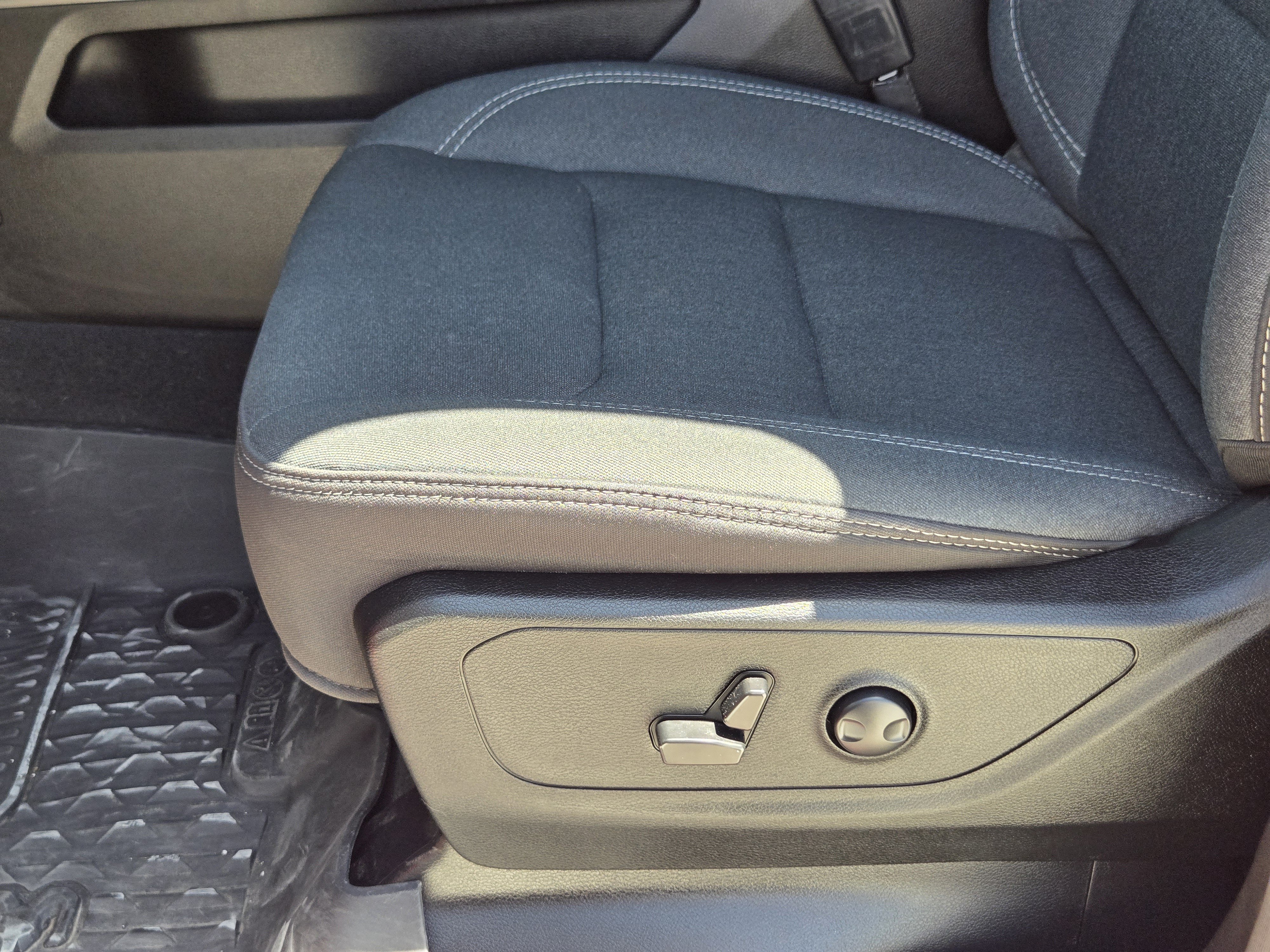 Used 2024 RAM 1500 Lone Star AWD/4WD image 22