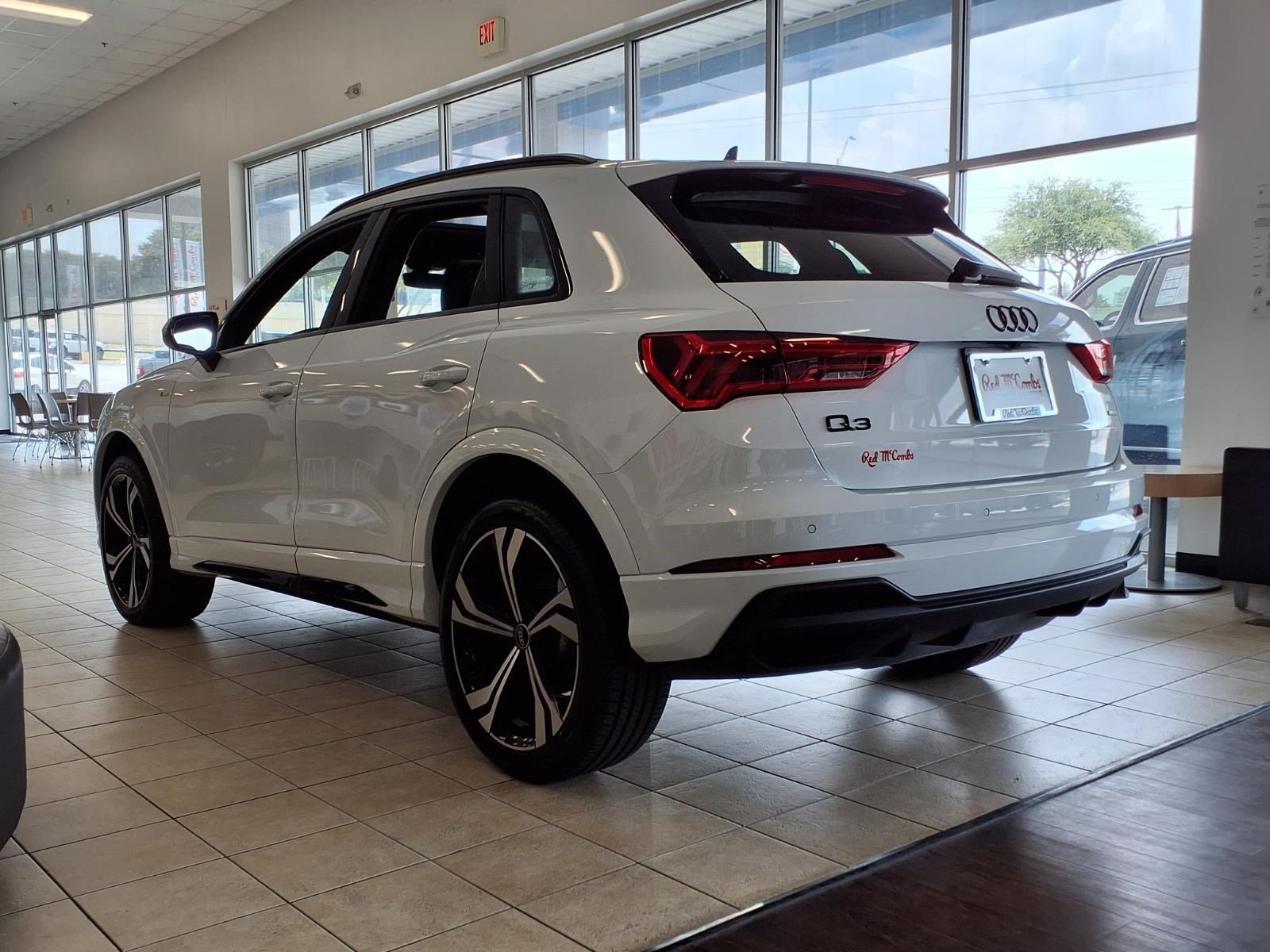 Used 2023 Audi Q3 2.0T Premium Plus AWD/4WD image 9