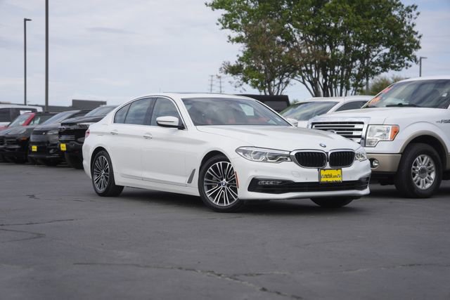 Used 2017 BMW 540i image 2