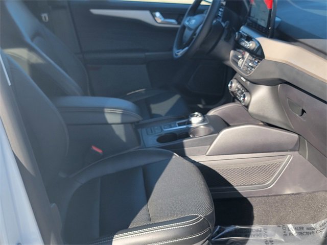 Certified 2022 Ford Escape SEL image 16