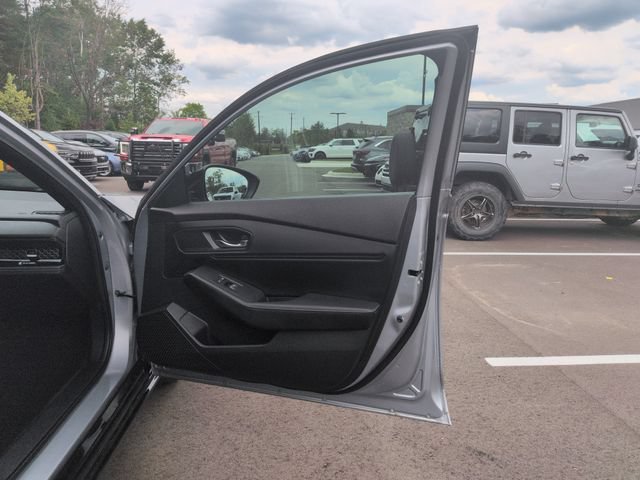 Used 2023 Honda Accord Sport image 14