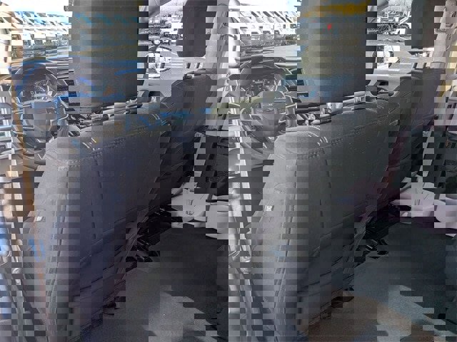 Used 2022 Chrysler Voyager LX image 26