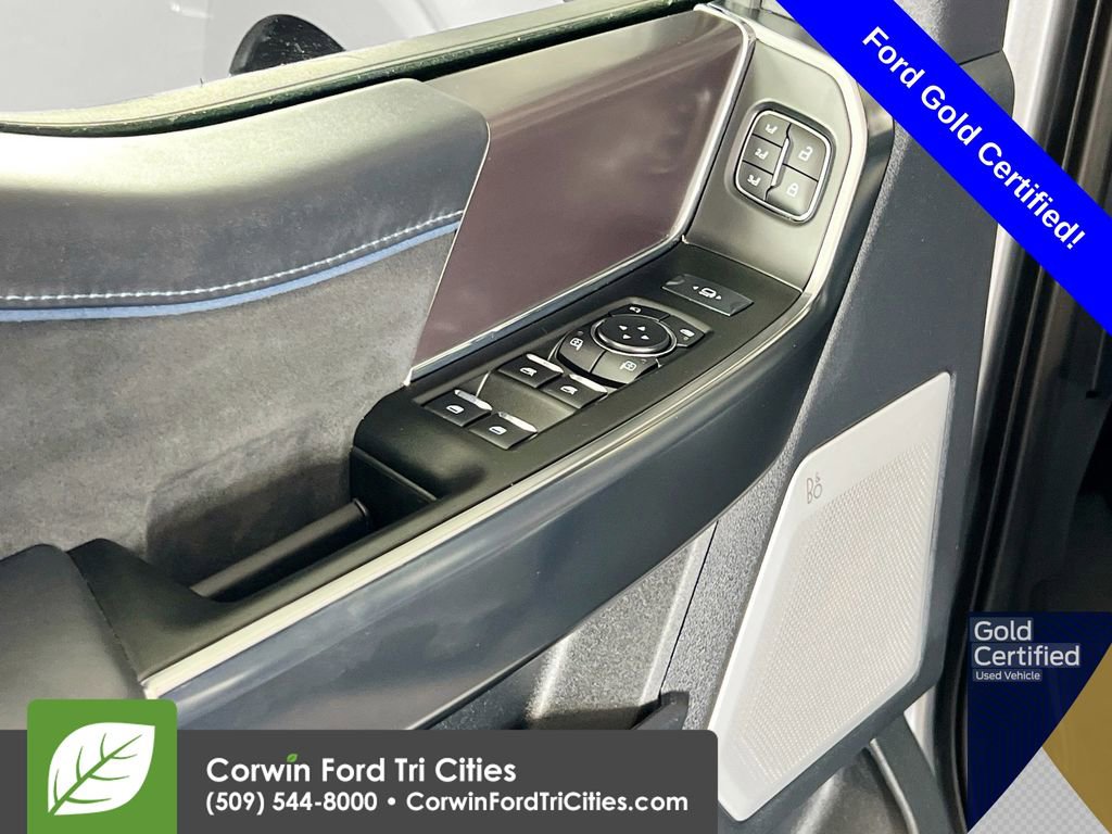 Certified 2025 Ford F150 Platinum w/ FX4 Off-Road Package AWD/4WD image 12