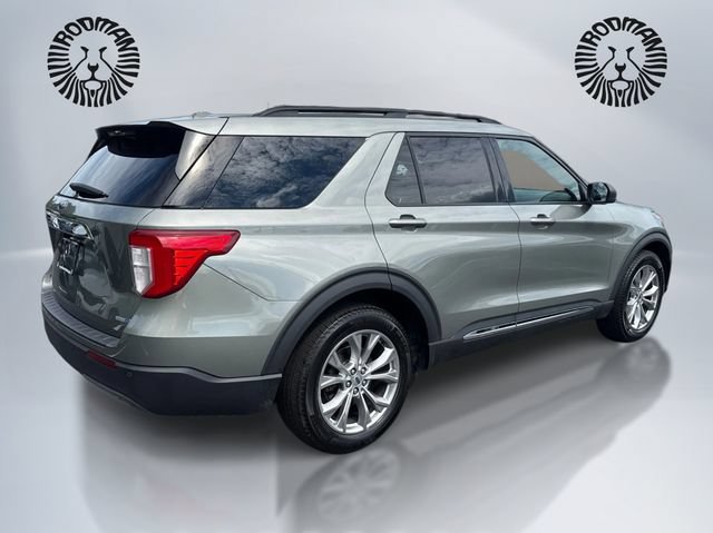 Certified 2020 Ford Explorer XLT w/ Equipment Group 202A AWD/4WD image 6