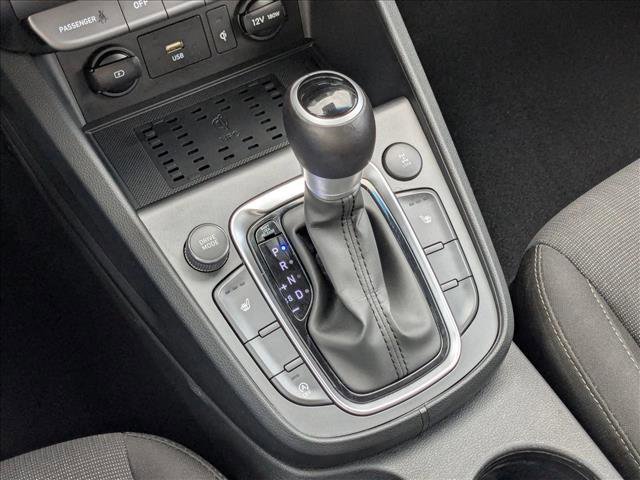 Used 2022 Hyundai Kona SEL w/ Convenience Package image 18