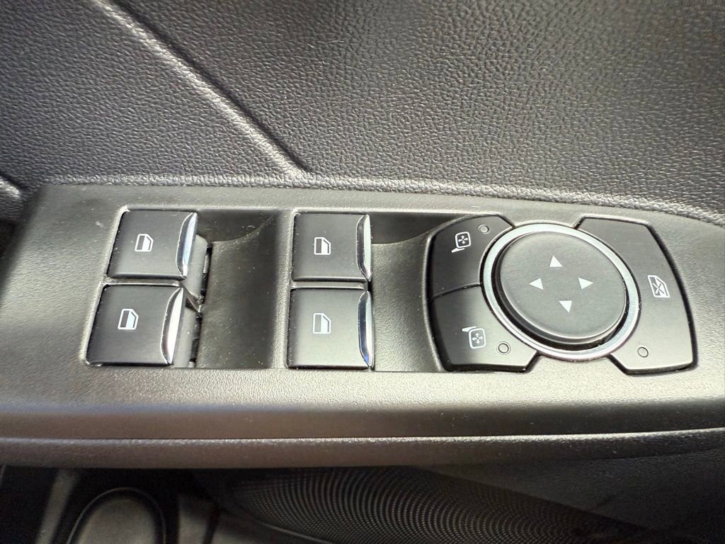 Certified 2021 Ford Escape SE w/ SE Sport Appearance Package image 20