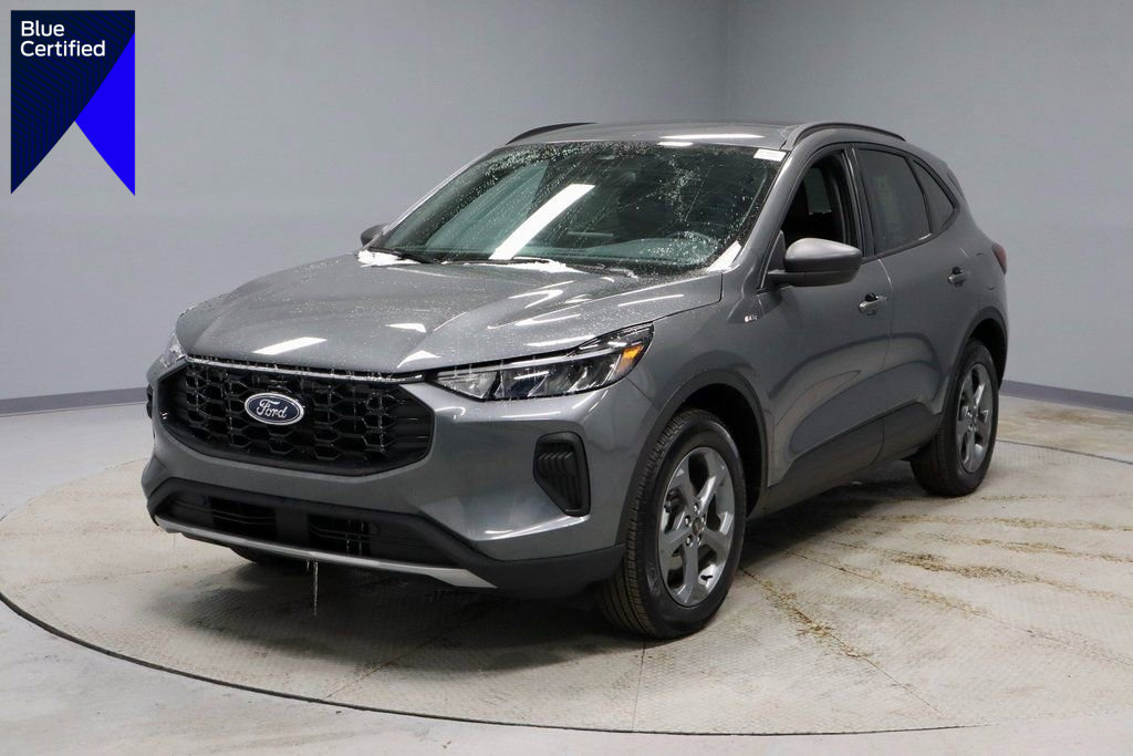 Certified 2025 Ford Escape ST-Line image 1