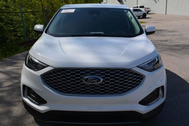 Certified 2023 Ford Edge SEL w/ Convenience Package AWD/4WD image 2