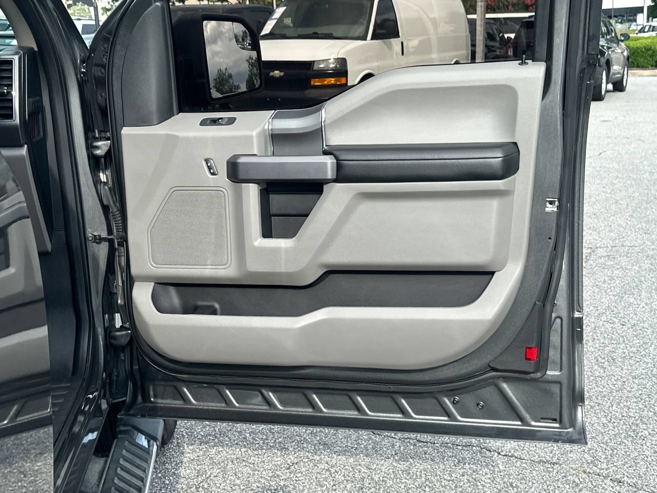 Certified 2018 Ford F150 XLT w/ Equipment Group 302A Luxury AWD/4WD image 16
