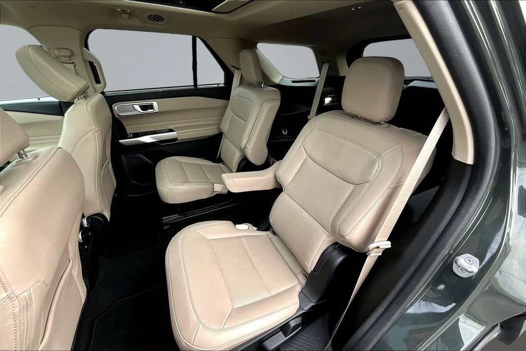 Certified 2023 Ford Explorer Limited w/ Hybrid Equipment Group 310A AWD/4WD image 25