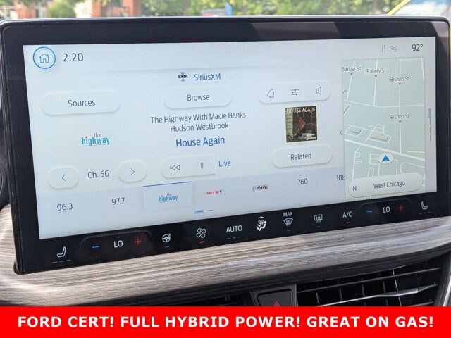 Certified 2024 Ford Escape Platinum AWD/4WD image 17