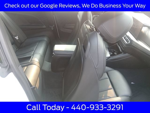 Used 2023 BMW 230i Coupe w/ Premium Package RWD image 36
