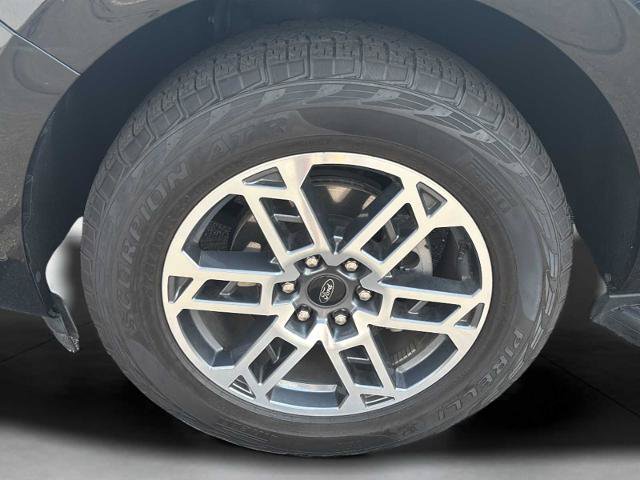 Certified 2025 Ford Expedition Active AWD/4WD image 36