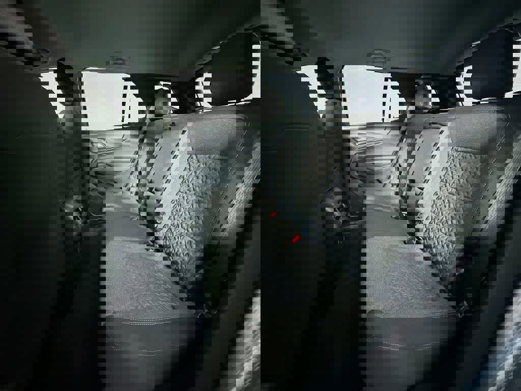 Used 2023 Chevrolet Equinox LT image 16